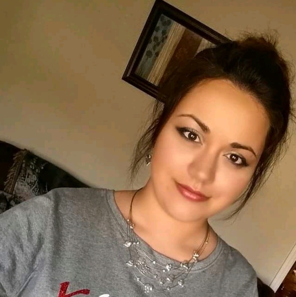 Meet your Posher, Dana
